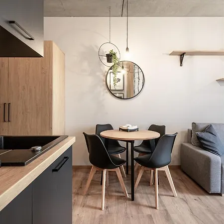 Przy Lotnisku Apartment Wroclaw